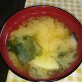 なおつん0802's cooksnap of when they made 新じゃがとわかめのお味噌汁.