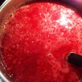 クック41OUTP☆'s cooksnap of when they made 赤フサスグリで★自家製ジャムの作り方.