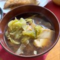 フジぽん's cooksnap of when they made 食べごたえあり！厚揚げとキャベツの味噌汁.