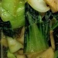 黒仔猫。's cooksnap of when they made チンゲン菜とエリンギのニンニク炒め.