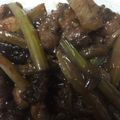芋餅★'s cooksnap of when they made 豚肉とセロリのバルサミコ炒め.