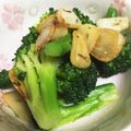miiiko様's cooksnap of when they made ブロッコリーのニンニク炒め.