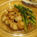 lunatomo's cooksnap of when they made 簡単☆　帆立とアスパラの生姜あん　.