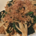 黄金の輝き亭's cooksnap of when they made 簡単‼ほうれん草とえのきのポン酢炒め.