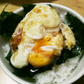 たぬき丸's cooksnap of when they made フライドエッグ丼★揚げ卵.
