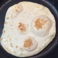 ぐ〜たらこ's cooksnap of when they made 簡単手捏ねで＊お手軽手作りナン.