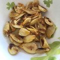 kashiwam's cooksnap of when they made かぼちゃのたね♪おやつ.