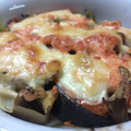 なるこォ's cooksnap of when they made きのこと鮭の明太チーズ焼き.
