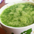 satob's cooksnap of when they made 簡単 小松菜 ミカンのグリーンスムージー.