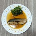 サあヤ's cooksnap of when they made 妊娠、授乳中に！ぶりと春菊のピリ辛煮.