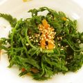 由芽15's cooksnap of when they made ニンジンの葉っぱ炒め.
