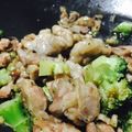 minyaminya's cooksnap of when they made 豚肉とブロッコリー炒め・簡単！.