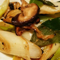 ro6369mi's cooksnap of when they made 白ねぎと椎茸のバターじょうゆ炒め.