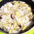 ぴかそ0201's cooksnap of when they made 手羽元・白菜のとろとろのにんにく入スープ.