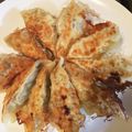 tomozouまみー's cooksnap of when they made 野菜たっぷり☆シンプルジューシー肉餃子.