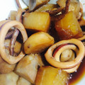 プラヤム's cooksnap of when they made イカと大根と里芋の煮物.