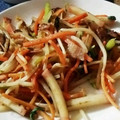 もんもんきー's cooksnap of when they made 余ったかまぼこでエスニック風野菜炒め.