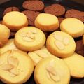 蜜チョコ's cooksnap of when they made バター香るシンプルクッキー.