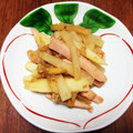 sumilky's cooksnap of when they made 簡単で美味しい♪大根とハムの中華炒め.