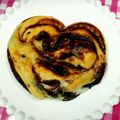 ゆき５'s cooksnap of when they made ハート型の折り込みチョコパン.
