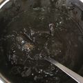 shochio's cooksnap of when they made 函館イカ墨ブラックカレー.