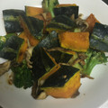 クックD6JD9D☆'s cooksnap of when they made 簡単！ブロッコリーと舞茸かぼちゃ炒め.