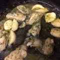 momo☆cafe's cooksnap of when they made 牡蠣とエビとしめじの簡単アヒージョ.