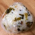 ままとん♪'s cooksnap of when they made 香ばしい桜えびと高菜のおにぎり☆.