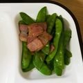 ❤ゆうちゃん❤'s cooksnap of when they made ✧絹さやとベーコン炒め✧.