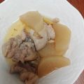 ★みほちゃん★'s cooksnap of when they made 鶏もも肉と大根の煮物.