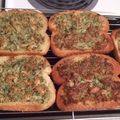 クザムＥ's cooksnap of when they made ワインにピッタリ★イタリアン・海老パン.