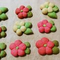 雪色のうさぎ's cooksnap of when they made プレゼントに♪簡単かわいい☆お花クッキー.