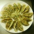 Tomoklyn's cooksnap of when they made 母の味♡うちの餃子♡.