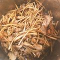とちマメ's cooksnap of when they made 豚肉とゴボウのきんぴら.