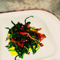 ☆mimicco☆'s cooksnap of when they made 春菊と鰹節の胡麻油炒め.