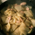 ちゃーん♪'s cooksnap of when they made かぶとベーコンのオイマヨ炒め.