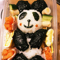 みほミホ's cooksnap of when they made キャラ弁　簡単　パンダ♡　動物　海苔だけ.