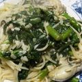 Tomchon's cooksnap of when they made 牡蠣と春菊のオイル仕立てパスタ.