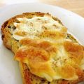 広野のタイタン's cooksnap of when they made ココナッツ香る❀アーモンドチーズトースト.