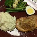 Tkchdiceky's cooksnap of when they made ガリバタ醤油ポークステーキ♪赤ワイン風味.