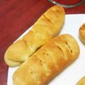 みかよし♪'s cooksnap of when they made バゲット生地でソーセージチーズ.