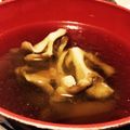 なむい's cooksnap of when they made ランチに しめじ 舞茸の コンソメスープ.