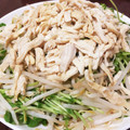 ♪えりぃ♪'s cooksnap of when they made 簡単☆豚ともやしと豆苗のレンジ蒸し.