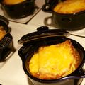 はるtoEli's cooksnap of when they made 心も身体もぽかぽかオニオングラタンスープ.