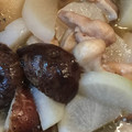 cocoruru14's cooksnap of when they made 大根と鶏皮の塩麹煮.