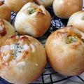 料理下手なママさん's cooksnap of when they made HBでもちふわ全粒粉ポテサラパン.