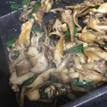 ゆきにな's cooksnap of when they made 舞茸のオイマヨ炒め.