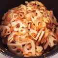 きくちはるこ's cooksnap of when they made 人参、れんこん、ちくわのうま〜ぃキンピラ.