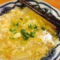 hisi's cooksnap of when they made 白菜と卵と鮭フレーク入りスープ.