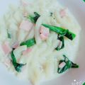 에이미's cooksnap of when they made 牛乳とコンソメで！カルボナーラ風うどん♡.
